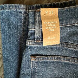 Madewell The Perfect Vintage Wide Leg High Rise Blue Size 26 Jeans. NWOT